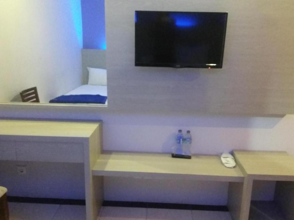 Kharisma Hotel Madiun Εξωτερικό φωτογραφία
