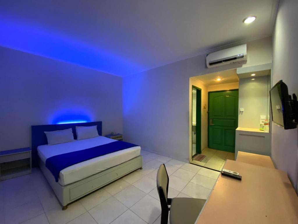 Kharisma Hotel Madiun Εξωτερικό φωτογραφία