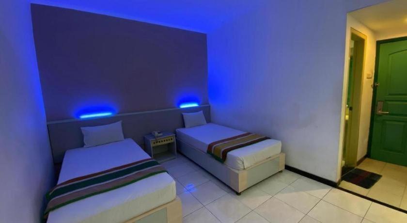 Kharisma Hotel Madiun Εξωτερικό φωτογραφία