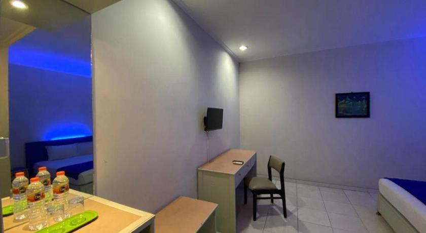Kharisma Hotel Madiun Εξωτερικό φωτογραφία