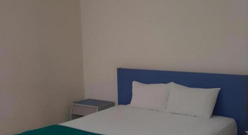 Kharisma Hotel Madiun Εξωτερικό φωτογραφία