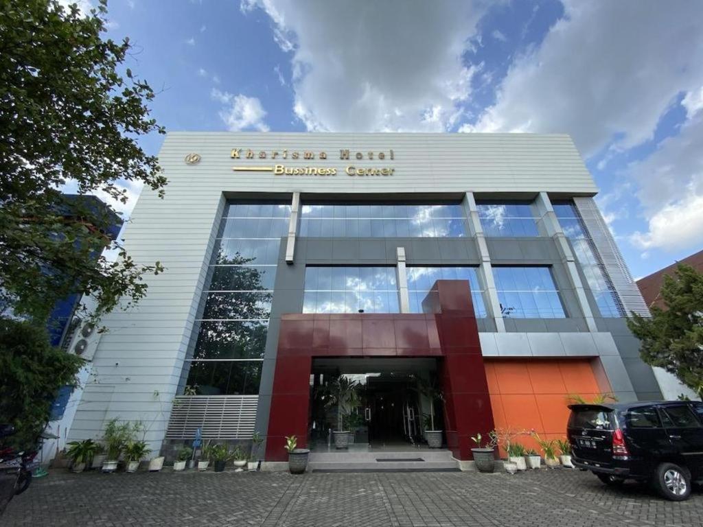 Kharisma Hotel Madiun Εξωτερικό φωτογραφία
